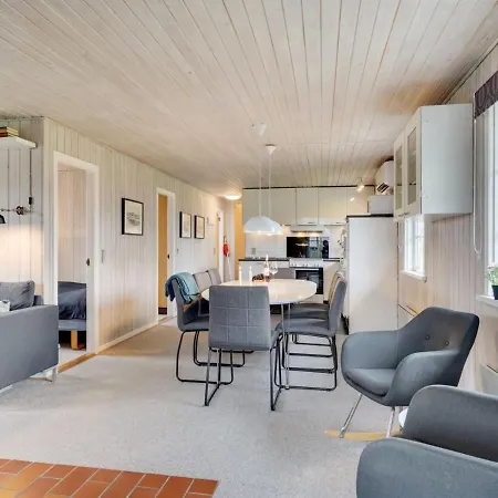 Maikel - 900m From The Sea In Western Jutland By Interhome